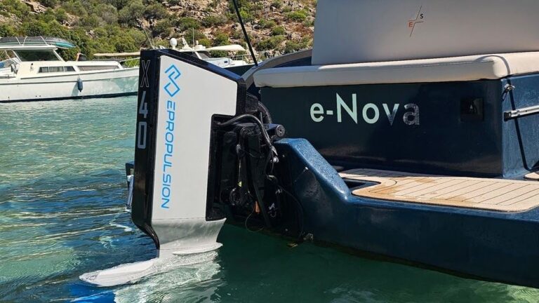 Bateau électrique moteur