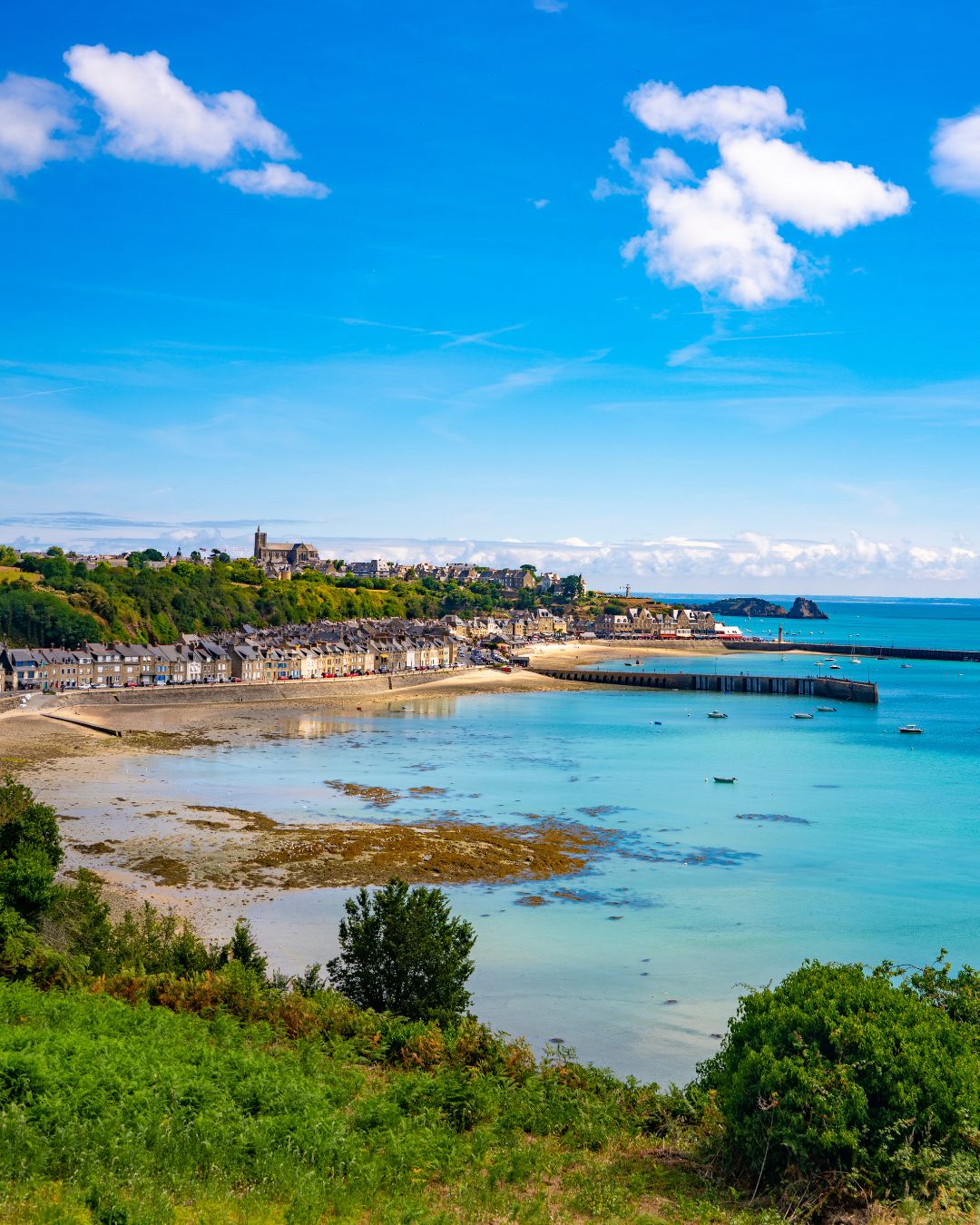 Journée en bateau sur la Côte d'Émeraude depuis Saint-Cast-le-Guildo