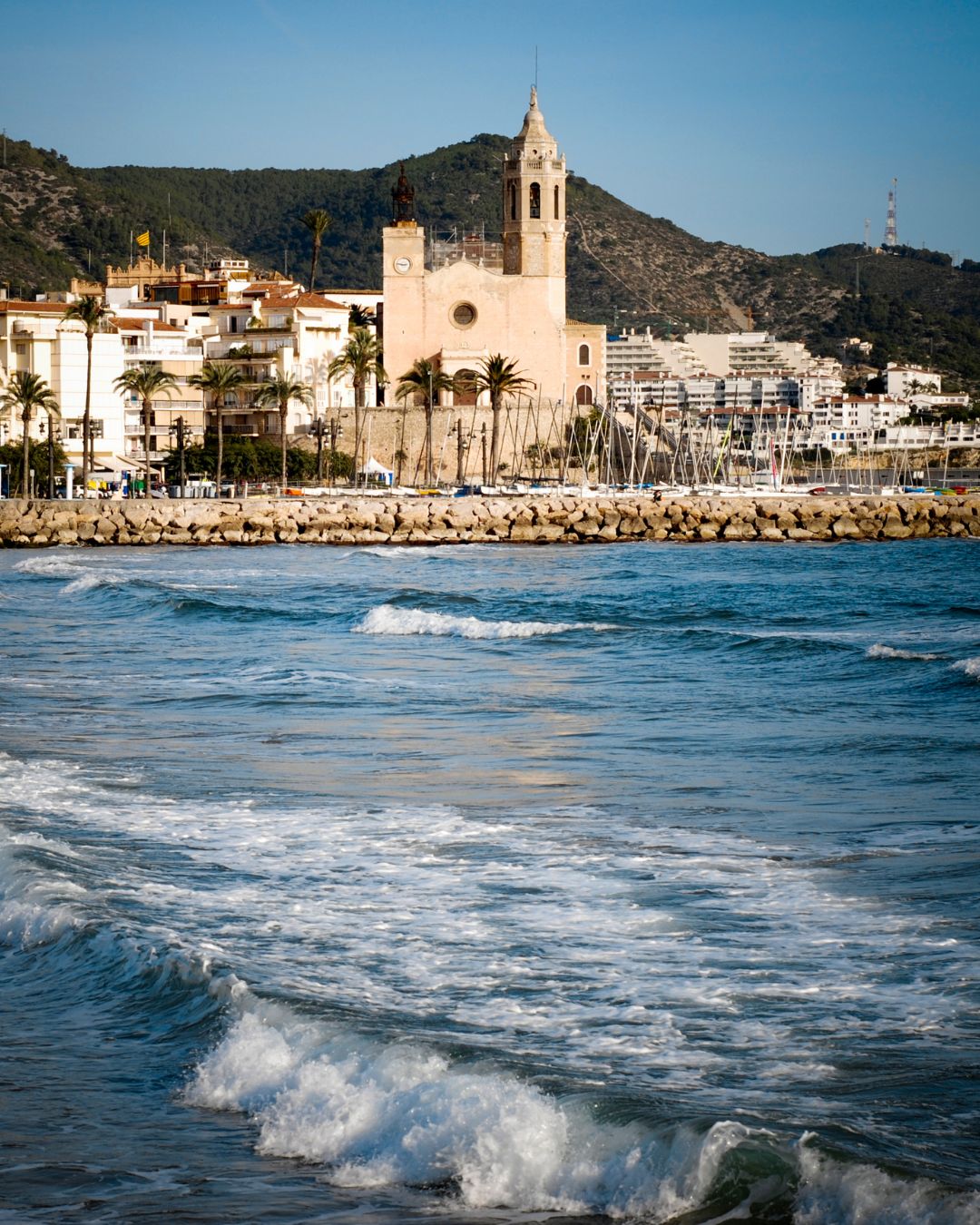 Littoral de Sitges sur la côte du Garraf près de Castelldefels