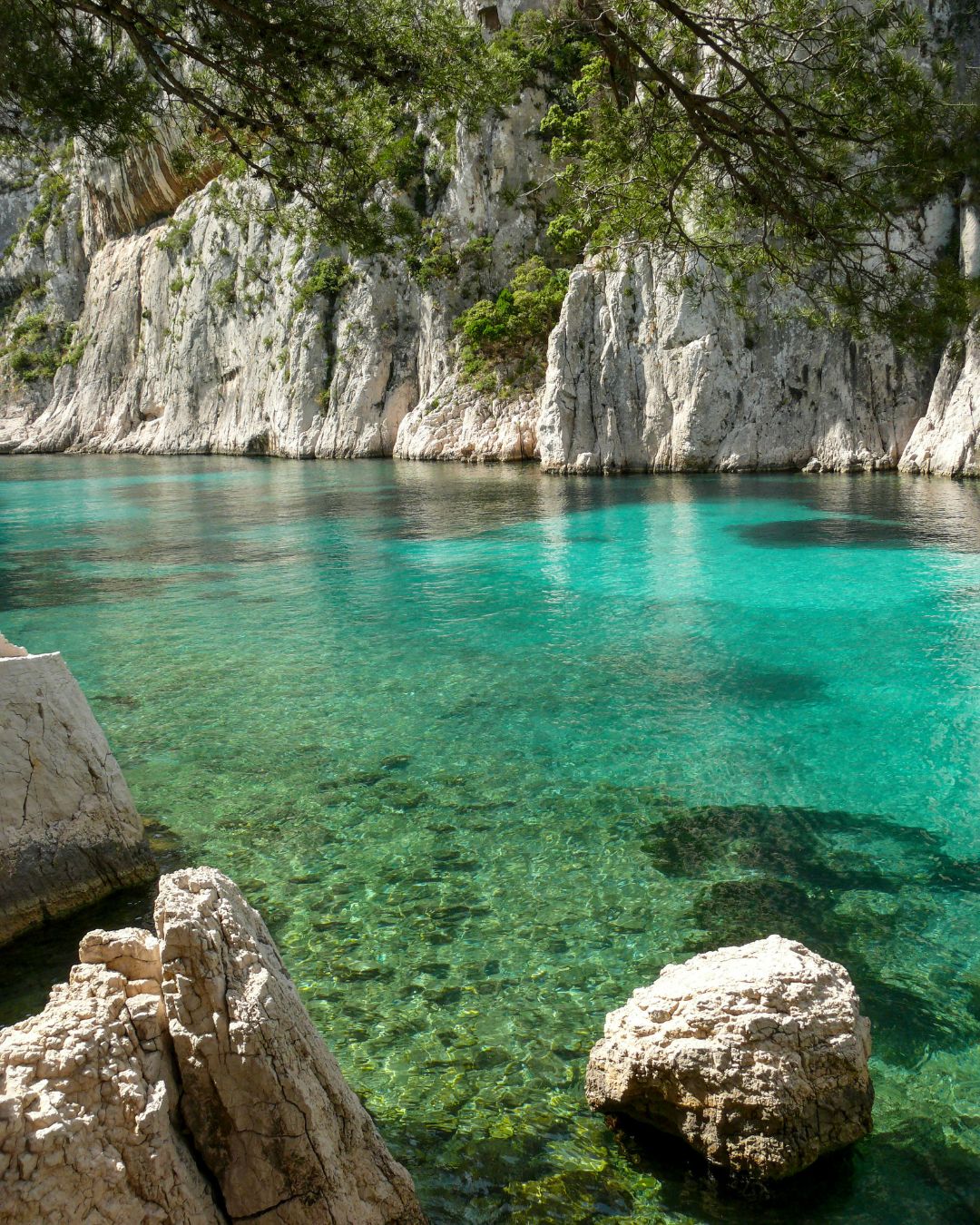 Navigation dans les calanques depuis Marseille
