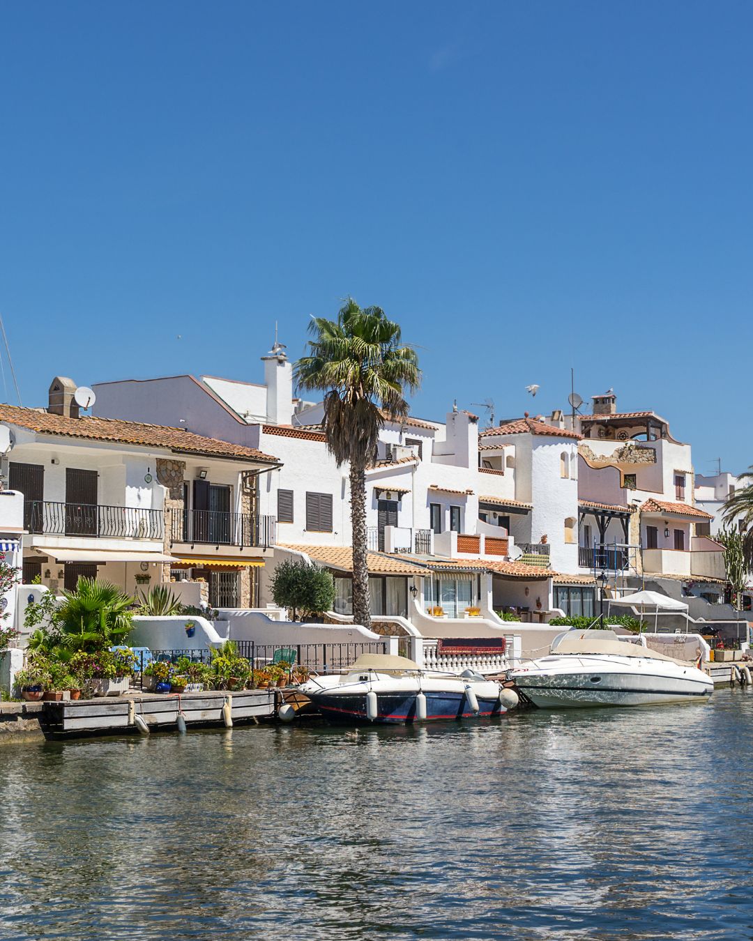Navigation à Empuriabrava en Catalogne