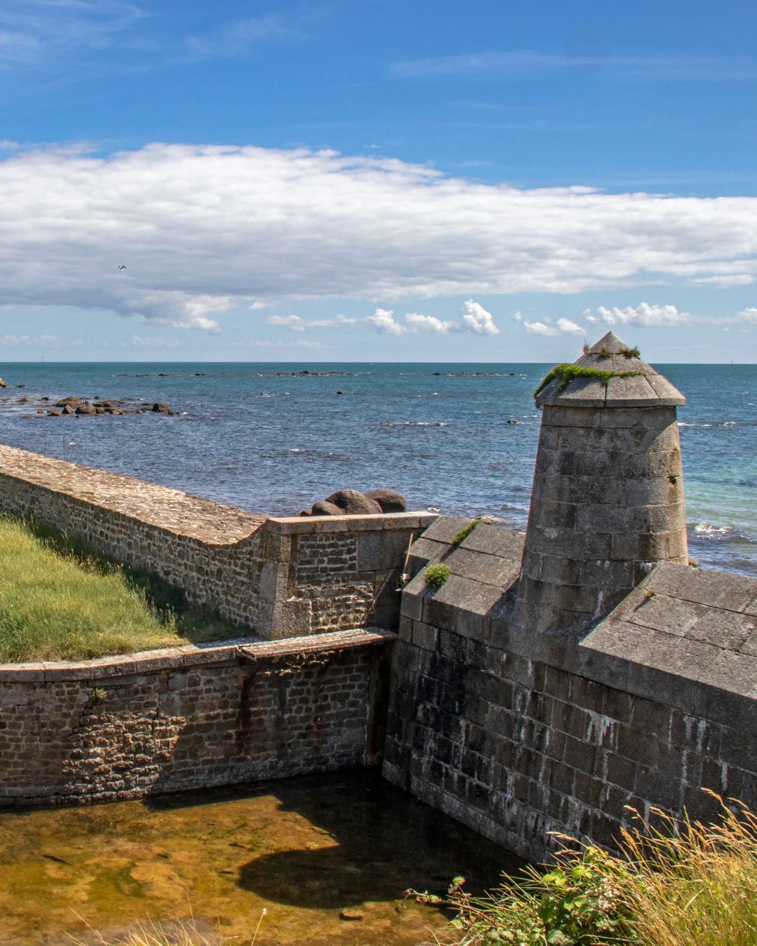 Navigation autour de l’île Tatihou depuis Saint-Vaast-la-Hougue